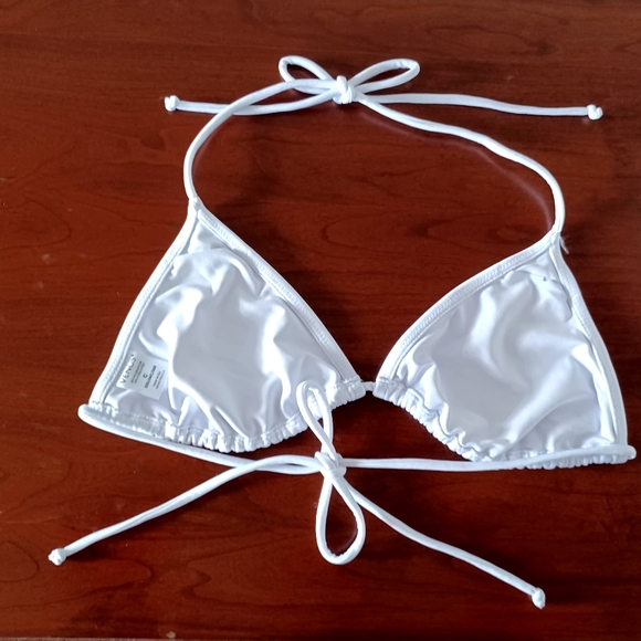 VENUS Bahamas Triangle White Bikini Top, Size 32D/34C/36B - Picture 7 of 9